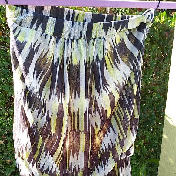 Mora Girls 1 piece skirt/halter jumper - Picture 2 of 13